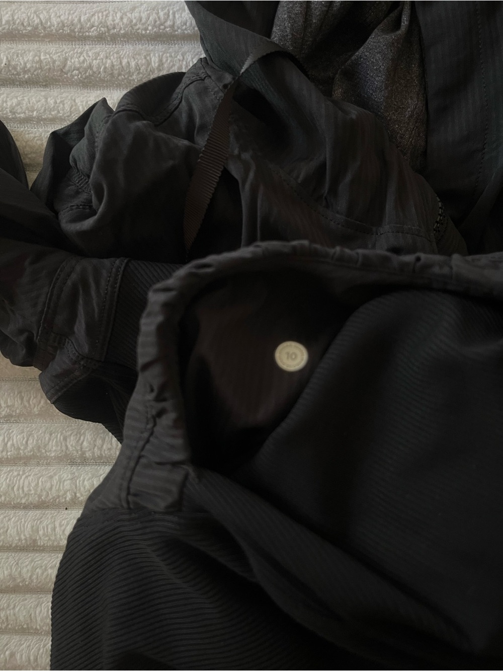Lululemon Ruched Black Jacket - Picture 9 of 9